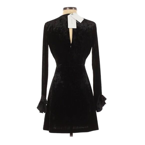 🆕Highline Collective Crushed Velvet Long Sleeve Dress - Picture 2 of 6